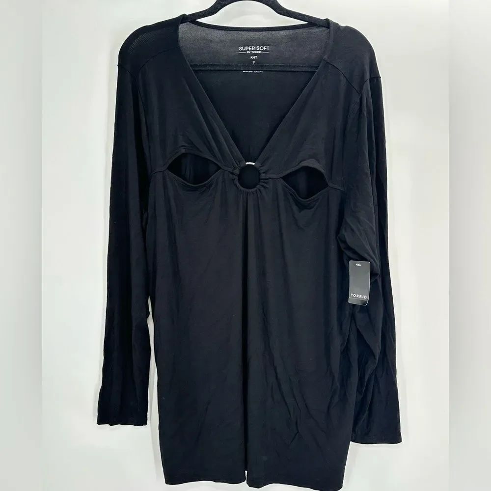NWT Torrid Super Soft Black Keyhole Cut Out Long Sleeve Shirt Top Size 3X 22-24